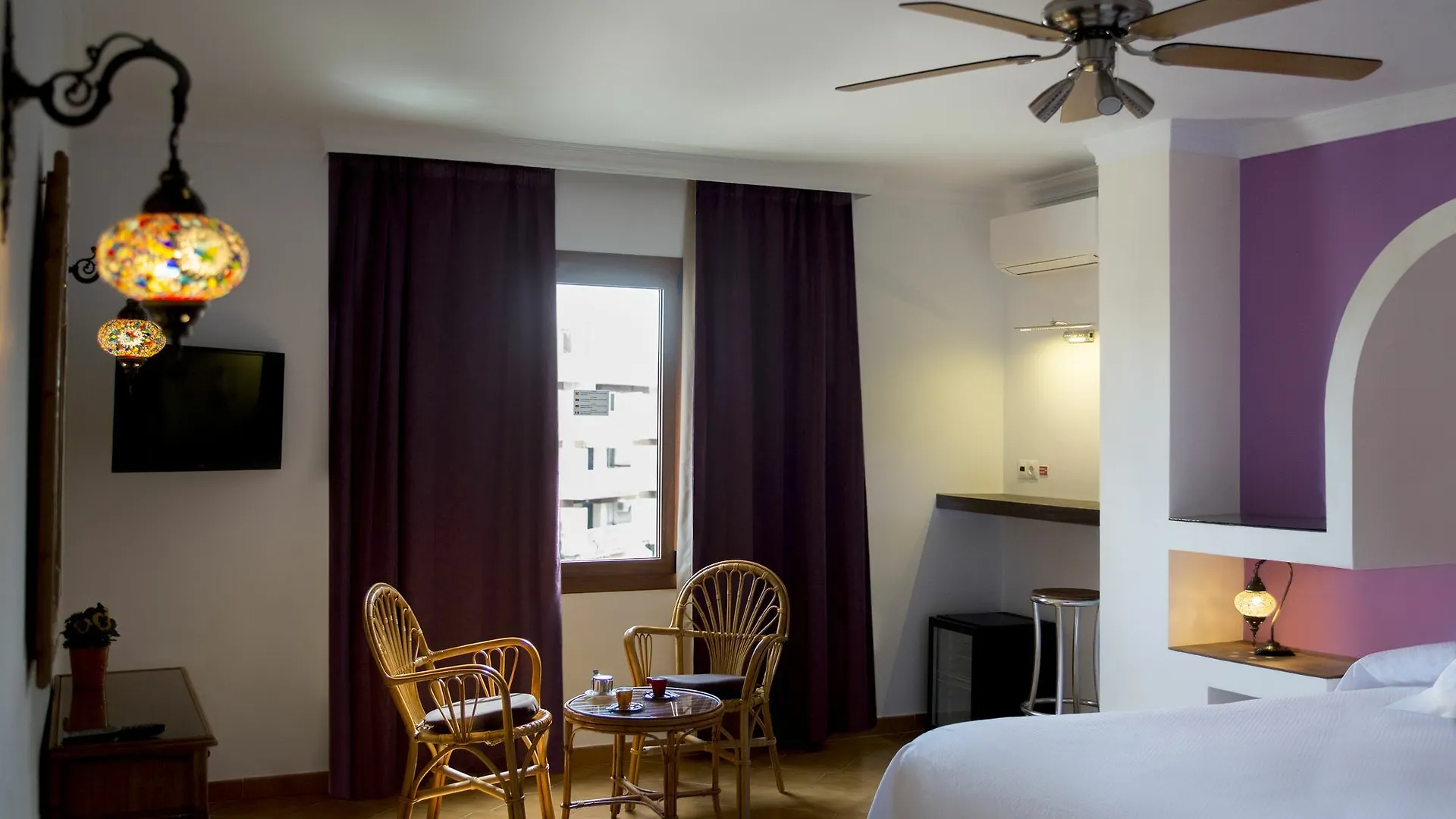 Hostal Alhambra - Adults Only Nerja