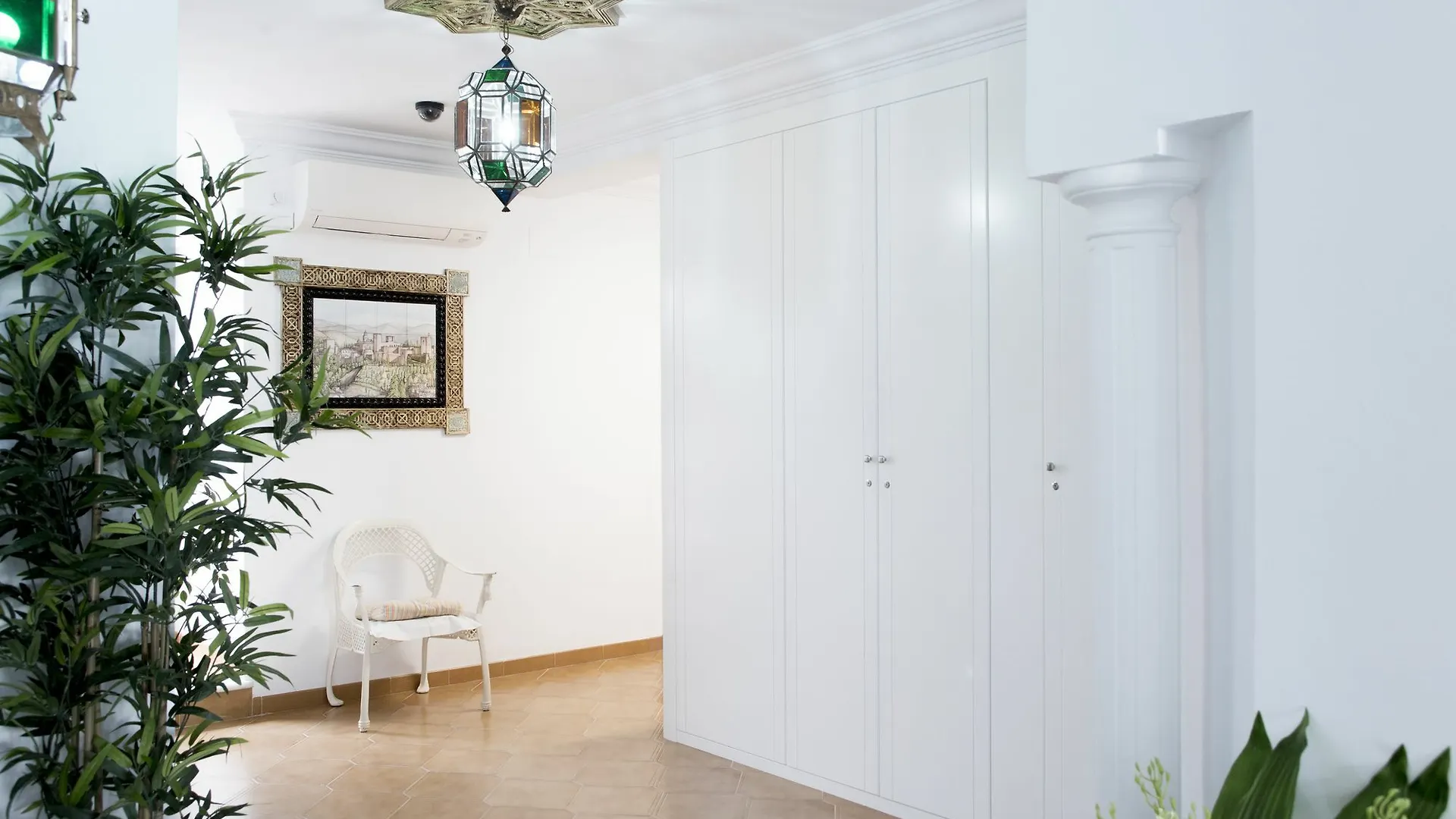 Hostal Alhambra - Adults Only Nerja 2*,