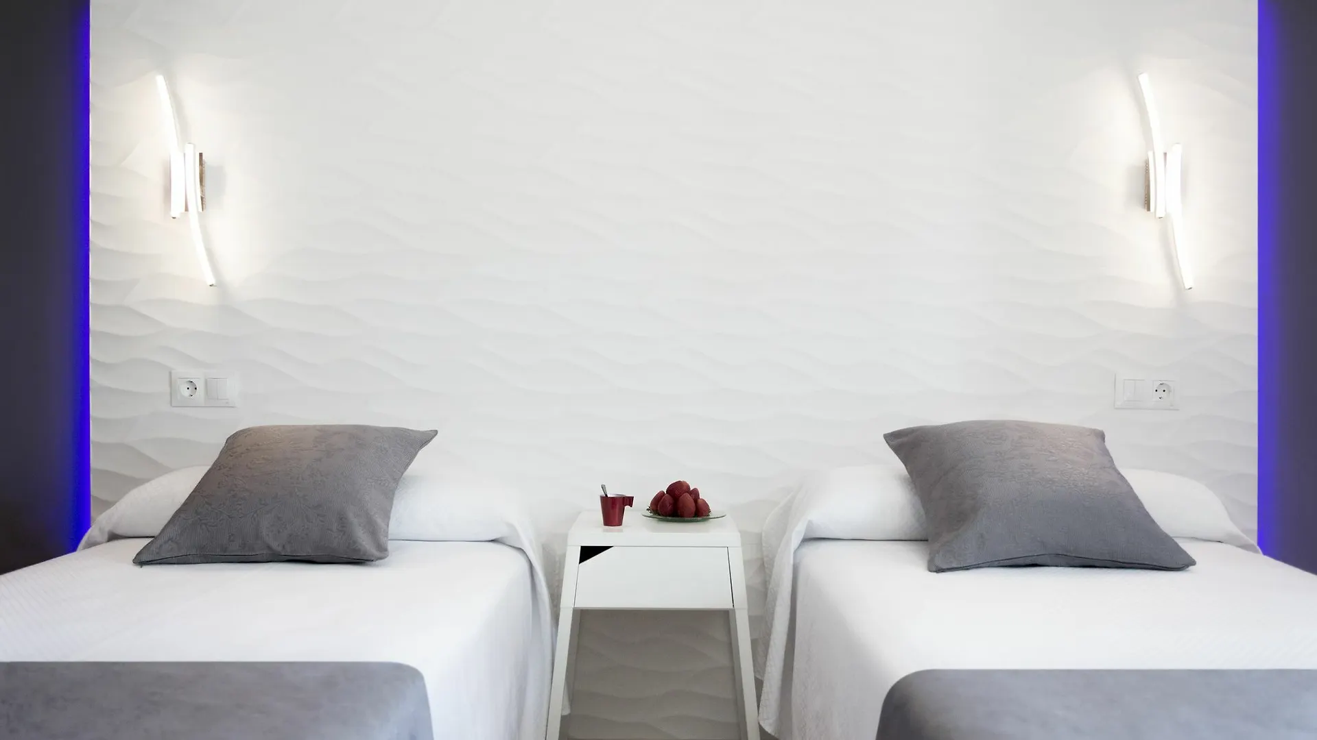 Hostal Alhambra - Adults Only Nerja 2*,  Spain