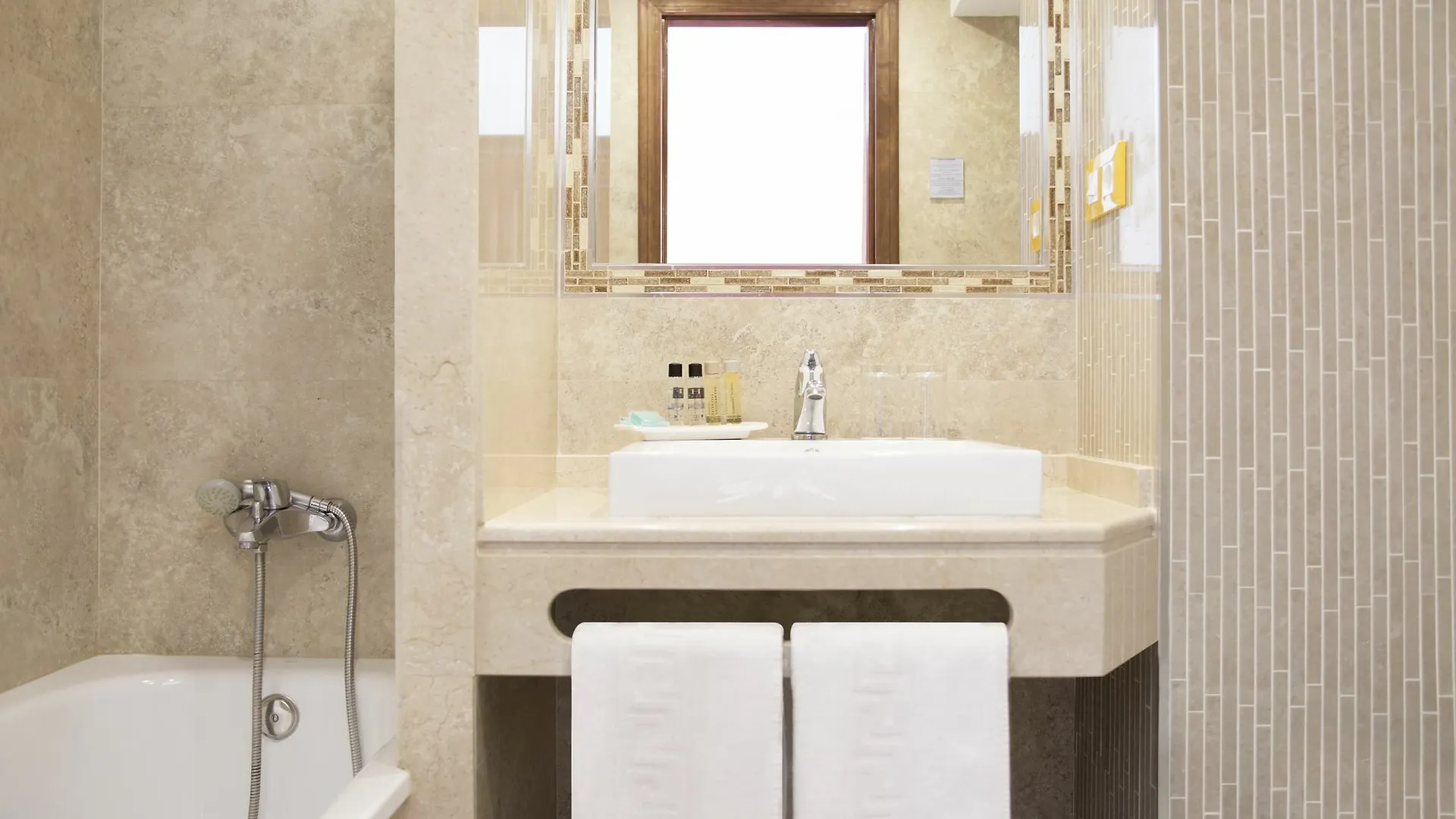 Hostal Alhambra - Adults Only Nerja